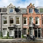 Bed And Breakfast Amsterdam 4* Amszterdam