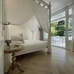 Bed And Breakfast Amsterdam Amszterdam