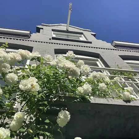 Bed And Breakfast Amsterdam Bed & Breakfast