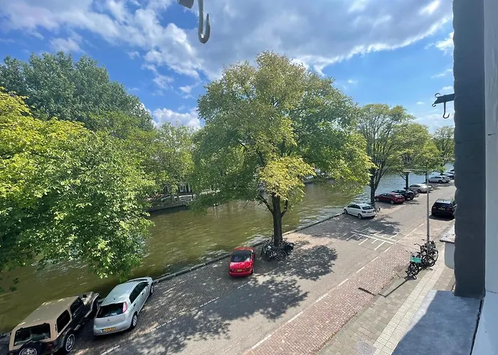 Bed And Breakfast Amsterdam 4* Amsterdam