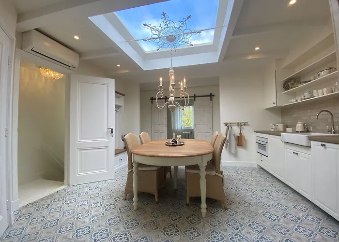 Bed And Breakfast Amsterdam 4*