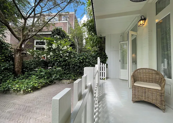 Bed And Breakfast Amsterdam 4* Amsterdam