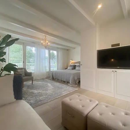 Bed And Breakfast Amsterdam B&B 4*