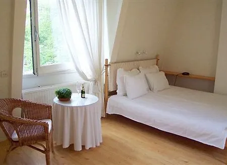 Bed And Breakfast Amsterdam Szálloda